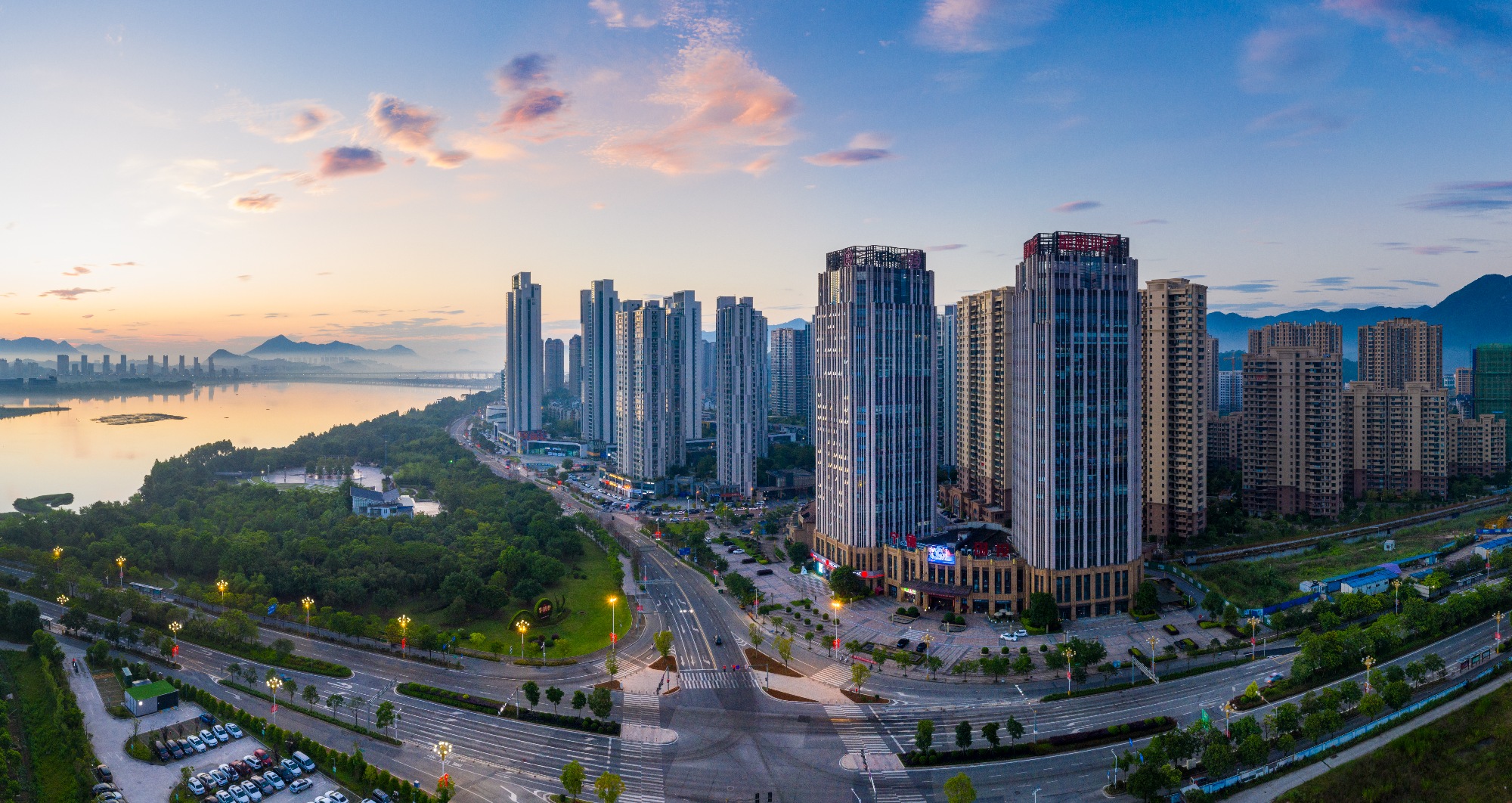 市问鼎国际官网公司顺利完成华福证券1.5亿元增资