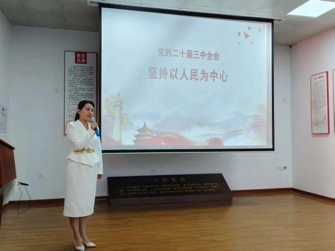 【问鼎国际官网有声】“问鼎国际官网有声”传新语 “三争”聚力谱新篇（六）